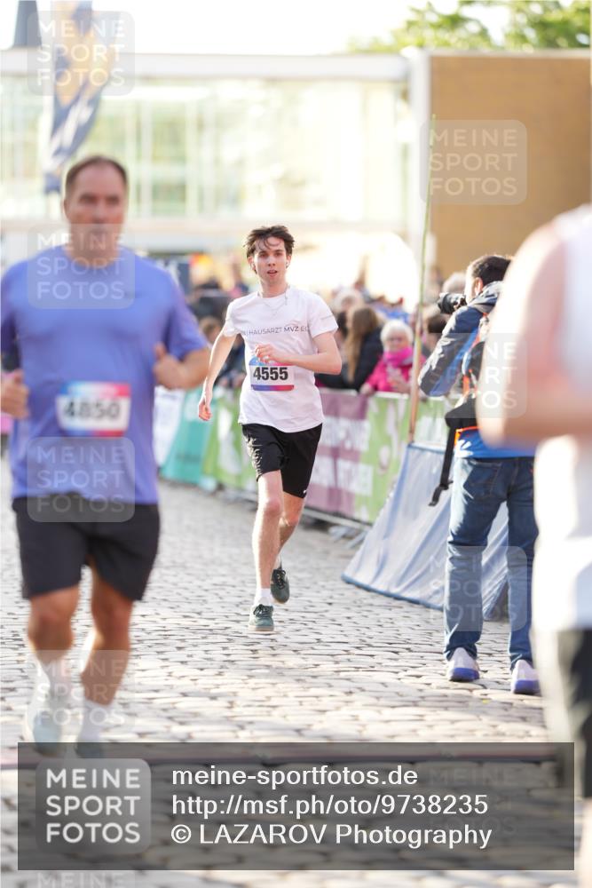 12.06.2026 - Holstenköstenlauf LAZAROV Photography http://msf.ph/oto/9738235 12.06.2026 20:04:31 Laufen 4190, 4415, 4850 meine-sportfotos.de