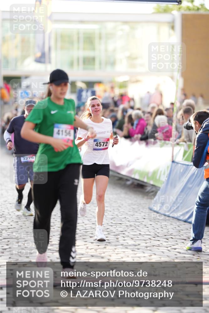 12.06.2026 - Holstenköstenlauf LAZAROV Photography http://msf.ph/oto/9738248 12.06.2026 20:04:18 Laufen 3179, 3279, 3957, 4156, 4456 meine-sportfotos.de