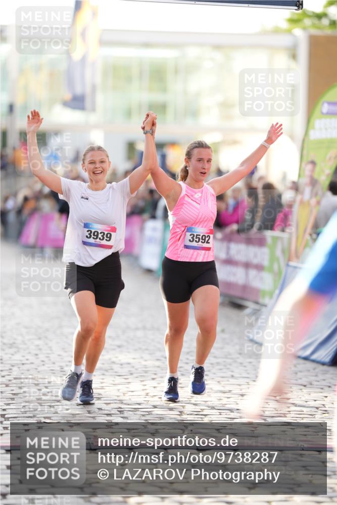 12.06.2026 - Holstenköstenlauf LAZAROV Photography http://msf.ph/oto/9738287 12.06.2026 20:03:42 Laufen 3319, 3507, 3592, 3939, 3974, 4847 meine-sportfotos.de