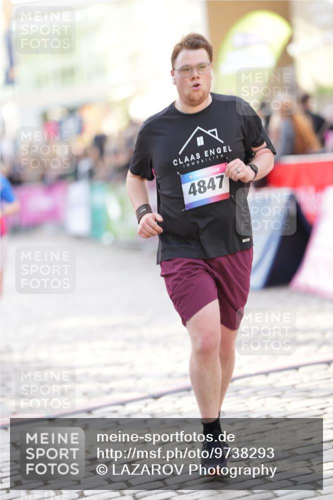 12.06.2026 - Holstenköstenlauf LAZAROV Photography http://msf.ph/oto/9738293 12.06.2026 20:03:38 Laufen 3169, 3319, 3507, 3592, 3939, 4194, 4196, 4847 meine-sportfotos.de