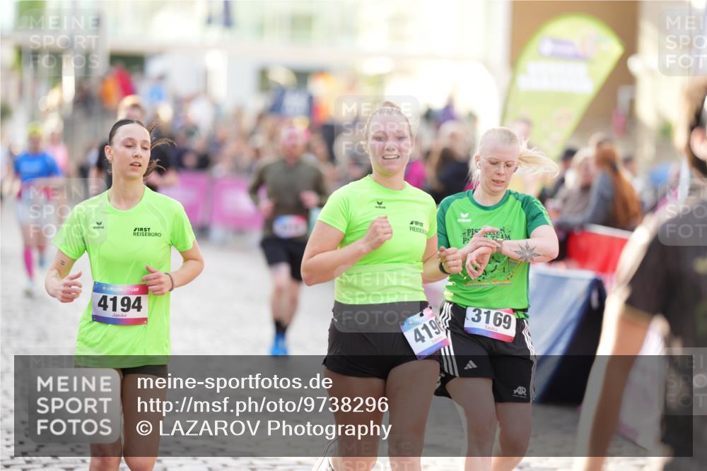 12.06.2026 - Holstenköstenlauf LAZAROV Photography http://msf.ph/oto/9738296 12.06.2026 20:03:34 Laufen 3169, 3252, 3319, 4110, 4111, 4112, 4194, 4196, 4691, 4847 meine-sportfotos.de