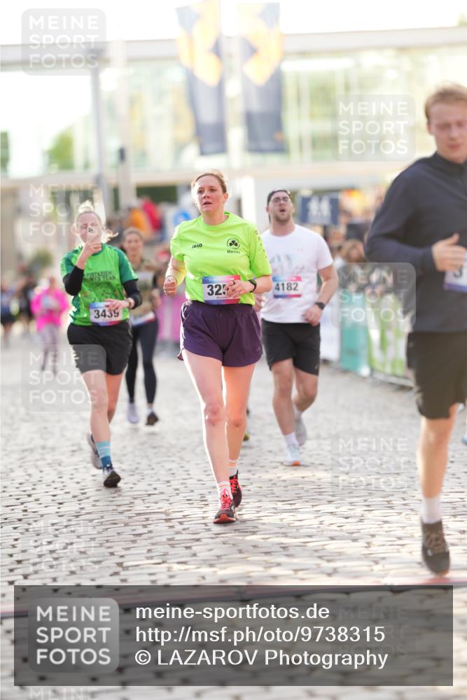 12.06.2026 - Holstenköstenlauf LAZAROV Photography http://msf.ph/oto/9738315 12.06.2026 20:03:18 Laufen 3127, 3257, 3268, 3439, 3508, 4182, 4903 meine-sportfotos.de