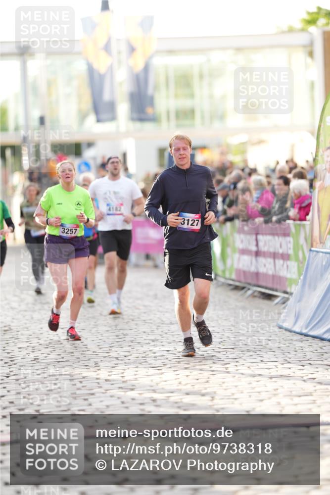 12.06.2026 - Holstenköstenlauf LAZAROV Photography http://msf.ph/oto/9738318 12.06.2026 20:03:16 Laufen 3127, 3162, 3257, 3268, 3439, 3897, 4182 meine-sportfotos.de