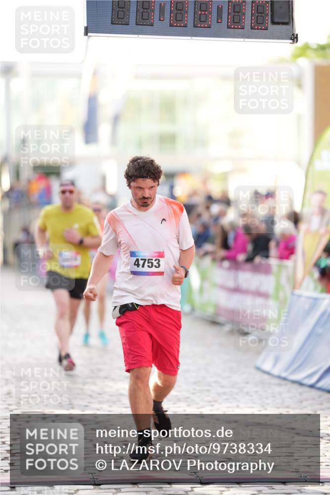 12.06.2026 - Holstenköstenlauf LAZAROV Photography http://msf.ph/oto/9738334 12.06.2026 20:03:00 Laufen 3803, 3809, 4636, 4753 meine-sportfotos.de