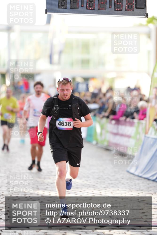 12.06.2026 - Holstenköstenlauf LAZAROV Photography http://msf.ph/oto/9738337 12.06.2026 20:02:57 Laufen 4143, 4350, 4636, 4753 meine-sportfotos.de