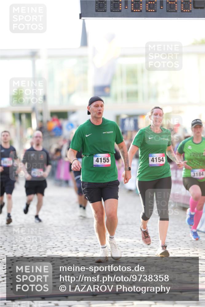 12.06.2026 - Holstenköstenlauf LAZAROV Photography http://msf.ph/oto/9738358 12.06.2026 20:02:39 Laufen 3184, 3905, 3933, 3940, 4154, 4155, 4526, 4557 meine-sportfotos.de