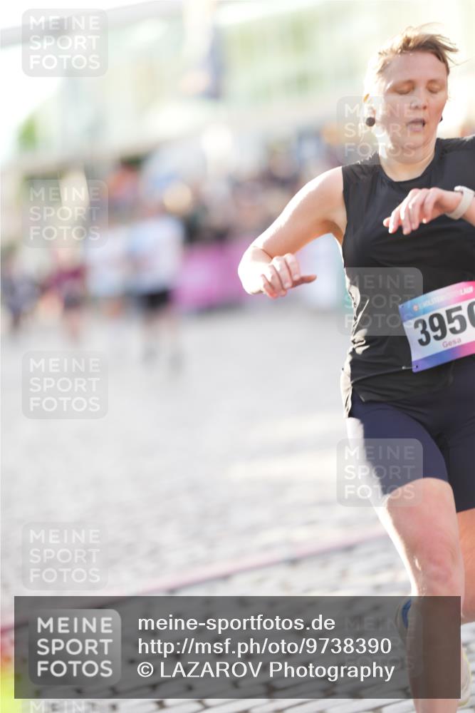 12.06.2026 - Holstenköstenlauf LAZAROV Photography http://msf.ph/oto/9738390 12.06.2026 20:02:08 Laufen 3950, 4352, 4357, 4358, 4361 meine-sportfotos.de