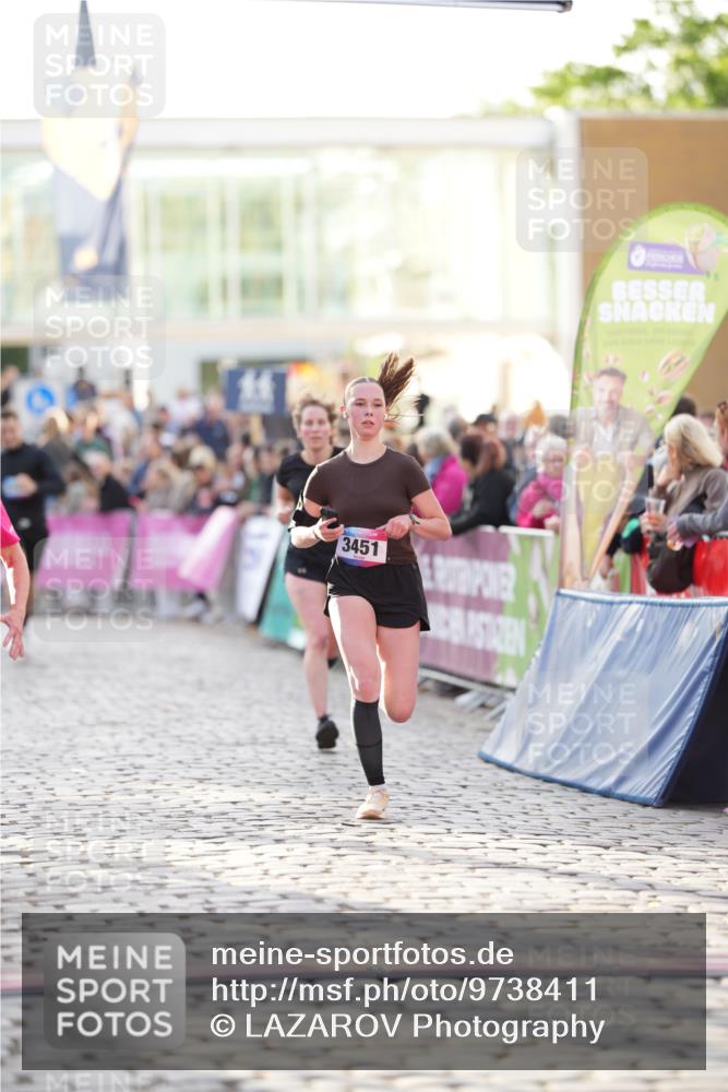 12.06.2026 - Holstenköstenlauf LAZAROV Photography http://msf.ph/oto/9738411 12.06.2026 20:01:53 Laufen 3085, 3451, 3626, 3763, 4066, 4362, 4616, 4748 meine-sportfotos.de