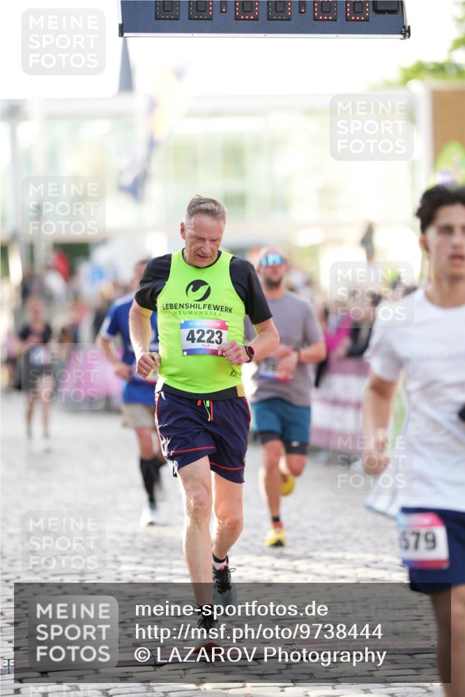 12.06.2026 - Holstenköstenlauf LAZAROV Photography http://msf.ph/oto/9738444 12.06.2026 20:01:19 Laufen 3122, 3921, 4223, 4579, 4878, 4880 meine-sportfotos.de