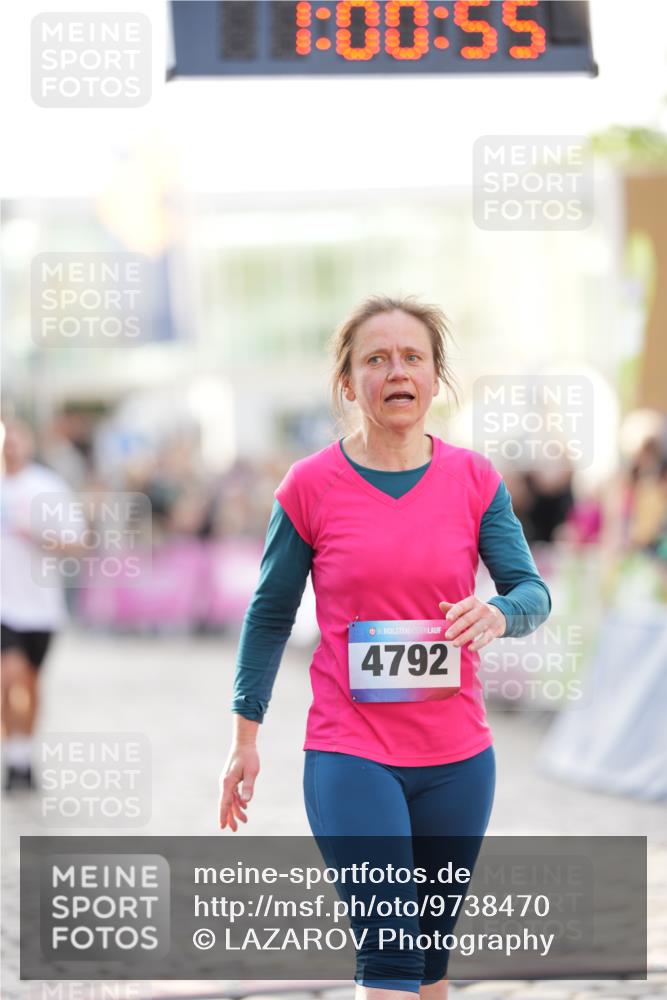 12.06.2026 - Holstenköstenlauf LAZAROV Photography http://msf.ph/oto/9738470 12.06.2026 20:00:54 Laufen 3558, 4149, 4382, 4439, 4792, 4931 meine-sportfotos.de