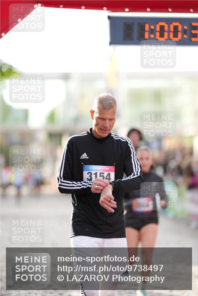 12.06.2026 - Holstenköstenlauf LAZAROV Photography http://msf.ph/oto/9738497 12.06.2026 20:00:29 Laufen 3087, 3154, 3566, 4246, 4365, 4366, 4805 meine-sportfotos.de