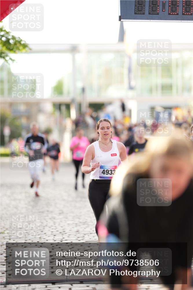12.06.2026 - Holstenköstenlauf LAZAROV Photography http://msf.ph/oto/9738506 12.06.2026 20:00:21 Laufen 3055, 3087, 3879, 4246, 4365, 4366, 4933 meine-sportfotos.de