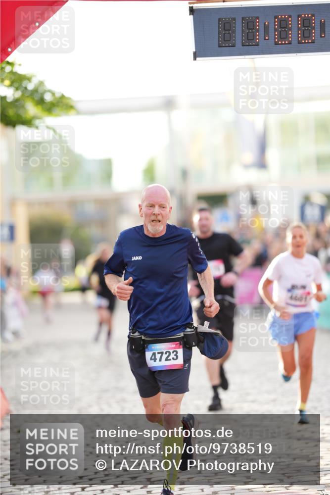 12.06.2026 - Holstenköstenlauf LAZAROV Photography http://msf.ph/oto/9738519 12.06.2026 20:00:06 Laufen 3178, 3382, 3785, 3835, 4457, 4601, 4723 meine-sportfotos.de