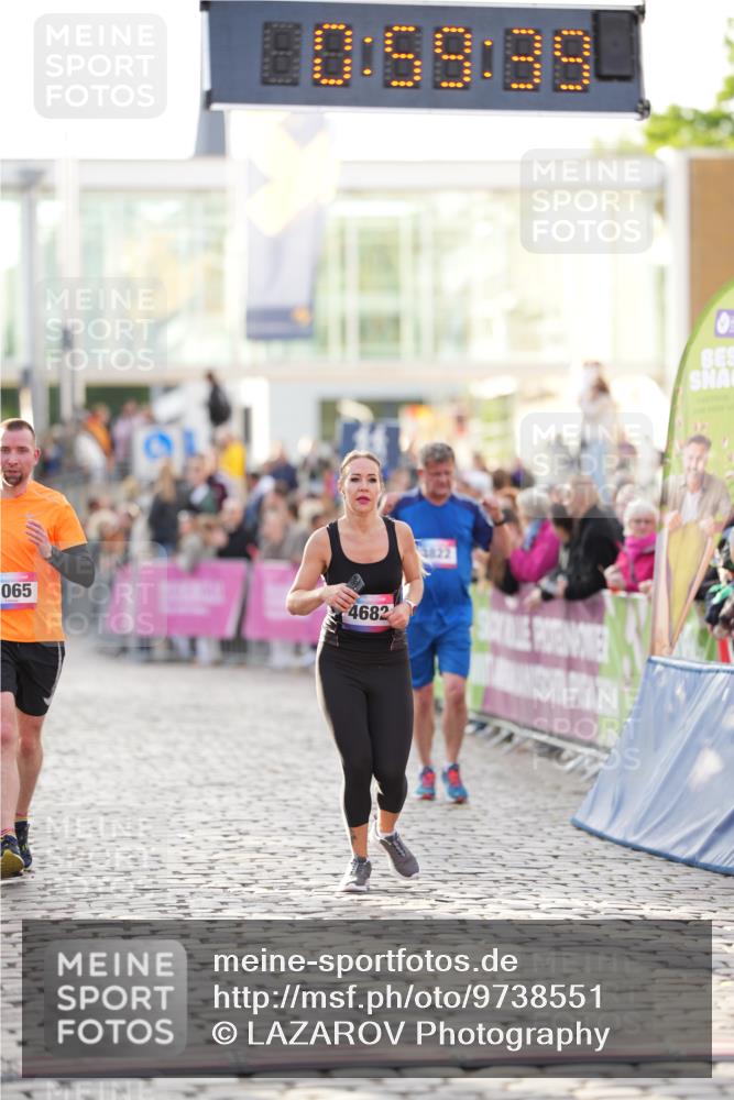 12.06.2026 - Holstenköstenlauf LAZAROV Photography http://msf.ph/oto/9738551 12.06.2026 19:59:38 Laufen 3065, 3230, 3231, 3822, 4180, 4682 meine-sportfotos.de