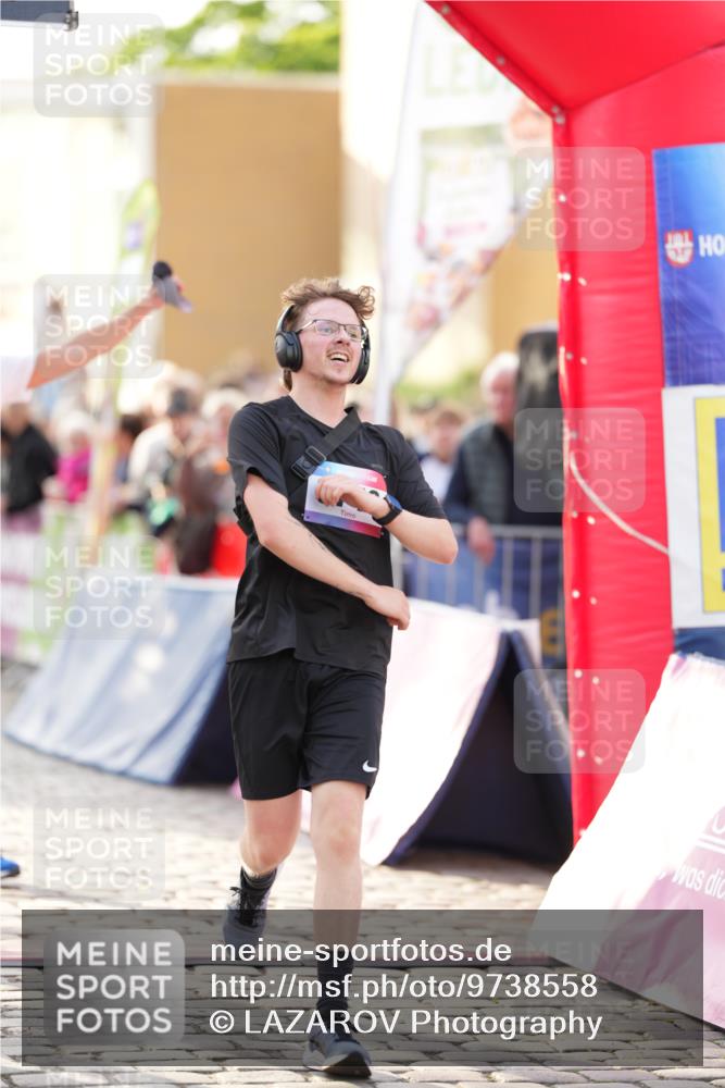 12.06.2026 - Holstenköstenlauf LAZAROV Photography http://msf.ph/oto/9738558 12.06.2026 19:59:32 Laufen 3230, 3231, 3269, 3749, 4180, 4587 meine-sportfotos.de