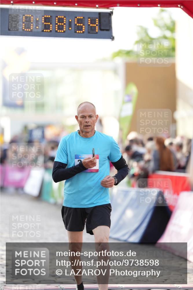 12.06.2026 - Holstenköstenlauf LAZAROV Photography http://msf.ph/oto/9738598 12.06.2026 19:58:53 Laufen 3069, 3509, 3768, 3769, 3804, 4127 meine-sportfotos.de