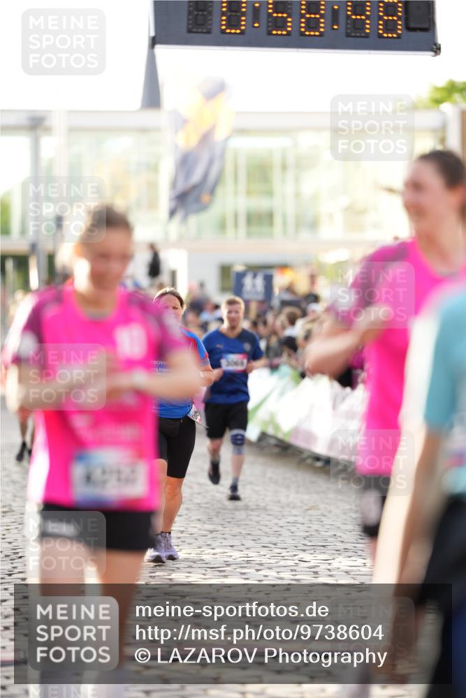 12.06.2026 - Holstenköstenlauf LAZAROV Photography http://msf.ph/oto/9738604 12.06.2026 19:58:47 Laufen 3069, 3165, 3509, 3512, 3768, 3769, 3793, 3972, 4127, 4252, 4254, 4379, 4445 meine-sportfotos.de