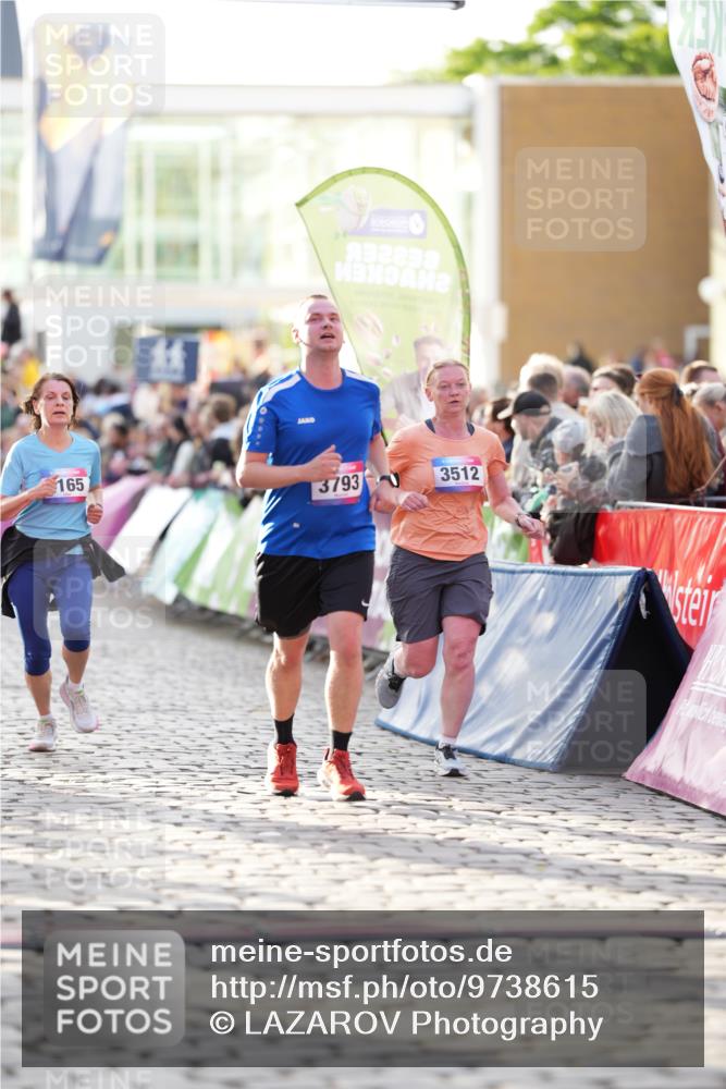 12.06.2026 - Holstenköstenlauf LAZAROV Photography http://msf.ph/oto/9738615 12.06.2026 19:58:41 Laufen 3165, 3244, 3512, 3793, 3903, 3972, 4252, 4254, 4379, 4445, 4659 meine-sportfotos.de