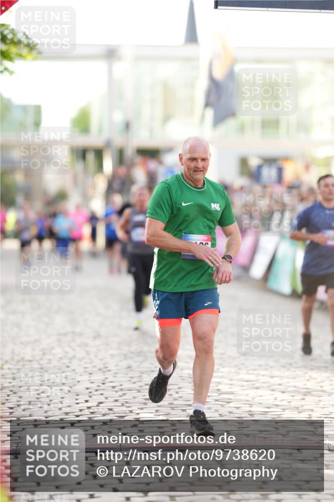 12.06.2026 - Holstenköstenlauf LAZAROV Photography http://msf.ph/oto/9738620 12.06.2026 19:58:33 Laufen 3057, 3136, 3205, 3244, 3422, 3791, 4126, 4659, 4705 meine-sportfotos.de