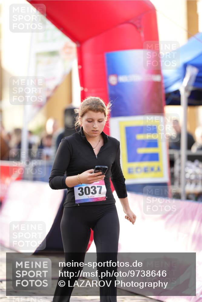12.06.2026 - Holstenköstenlauf LAZAROV Photography http://msf.ph/oto/9738646 12.06.2026 19:58:15 Laufen 3037, 3180, 4363 meine-sportfotos.de