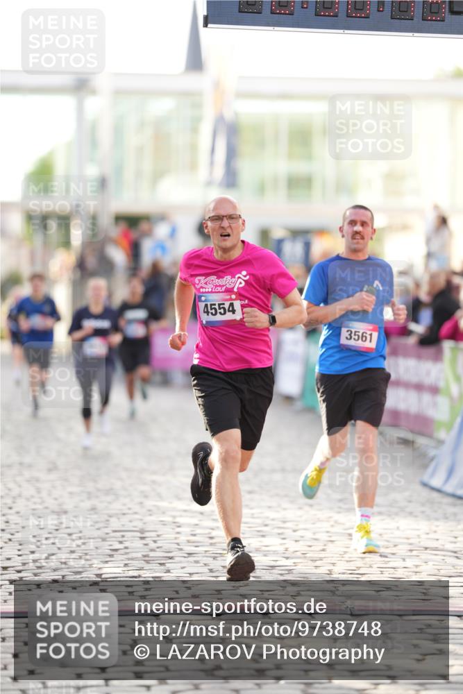 12.06.2026 - Holstenköstenlauf LAZAROV Photography http://msf.ph/oto/9738748 12.06.2026 19:56:44 Laufen 3061, 3561, 3919, 4554 meine-sportfotos.de