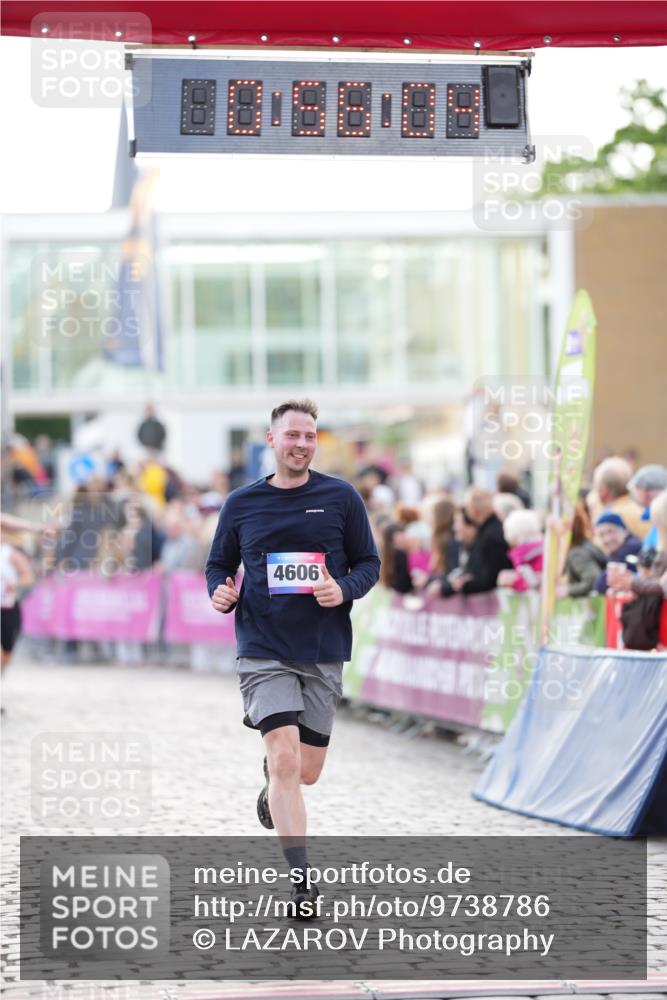 12.06.2026 - Holstenköstenlauf LAZAROV Photography http://msf.ph/oto/9738786 12.06.2026 19:56:03 Laufen 3080, 3681, 3703, 4606, 4926 meine-sportfotos.de