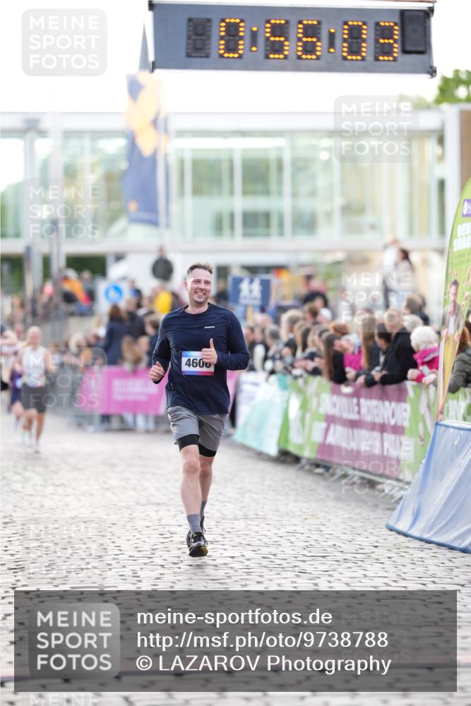 12.06.2026 - Holstenköstenlauf LAZAROV Photography http://msf.ph/oto/9738788 12.06.2026 19:56:02 Laufen 3681, 3703, 4606, 4926 meine-sportfotos.de
