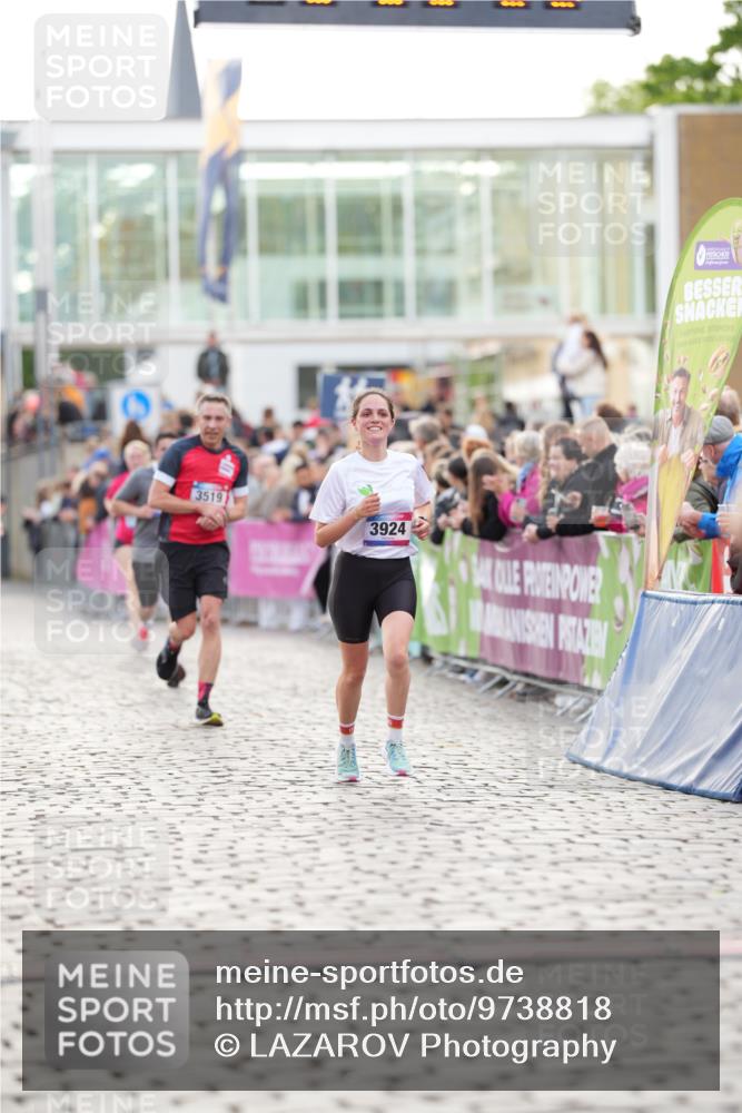 12.06.2026 - Holstenköstenlauf LAZAROV Photography http://msf.ph/oto/9738818 12.06.2026 19:55:34 Laufen 3247, 3283, 3519, 3924, 4158, 4390, 4416 meine-sportfotos.de