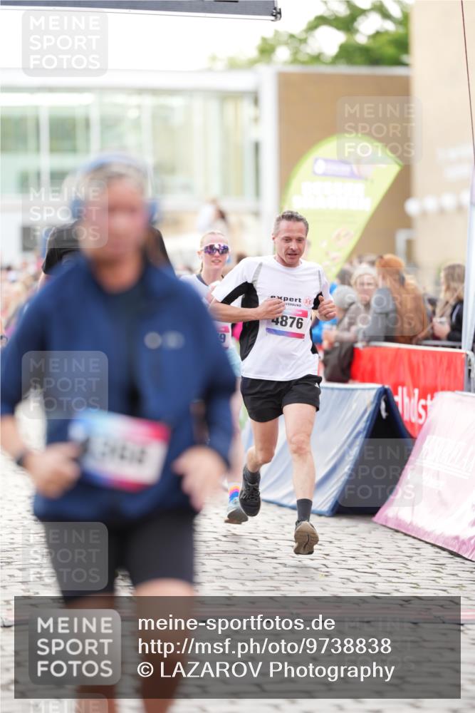 12.06.2026 - Holstenköstenlauf LAZAROV Photography http://msf.ph/oto/9738838 12.06.2026 19:55:17 Laufen 3364, 3368, 3684, 3762, 3779, 3796, 3877, 4544, 4876 meine-sportfotos.de