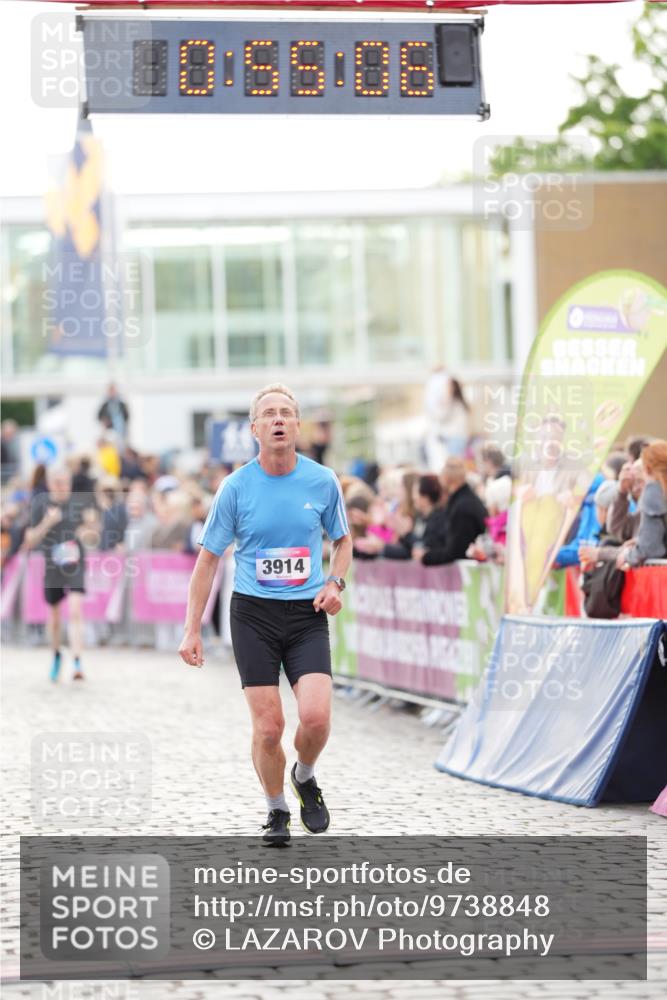 12.06.2026 - Holstenköstenlauf LAZAROV Photography http://msf.ph/oto/9738848 12.06.2026 19:55:05 Laufen 3164, 3181, 3914 meine-sportfotos.de