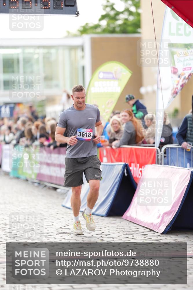 12.06.2026 - Holstenköstenlauf LAZAROV Photography http://msf.ph/oto/9738880 12.06.2026 19:54:36 Laufen 3023, 3150, 3174, 3212, 3618, 4431 meine-sportfotos.de