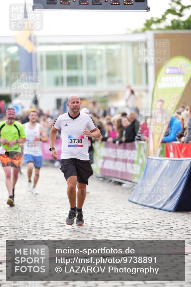 12.06.2026 - Holstenköstenlauf LAZAROV Photography http://msf.ph/oto/9738891 12.06.2026 19:54:27 Laufen 3023, 3174, 3249, 3730, 3810, 3891, 4431 meine-sportfotos.de