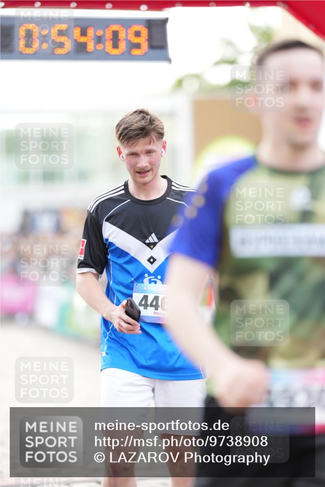 12.06.2026 - Holstenköstenlauf LAZAROV Photography http://msf.ph/oto/9738908 12.06.2026 19:54:09 Laufen 3187, 3200, 4460, 4881, 4930 meine-sportfotos.de