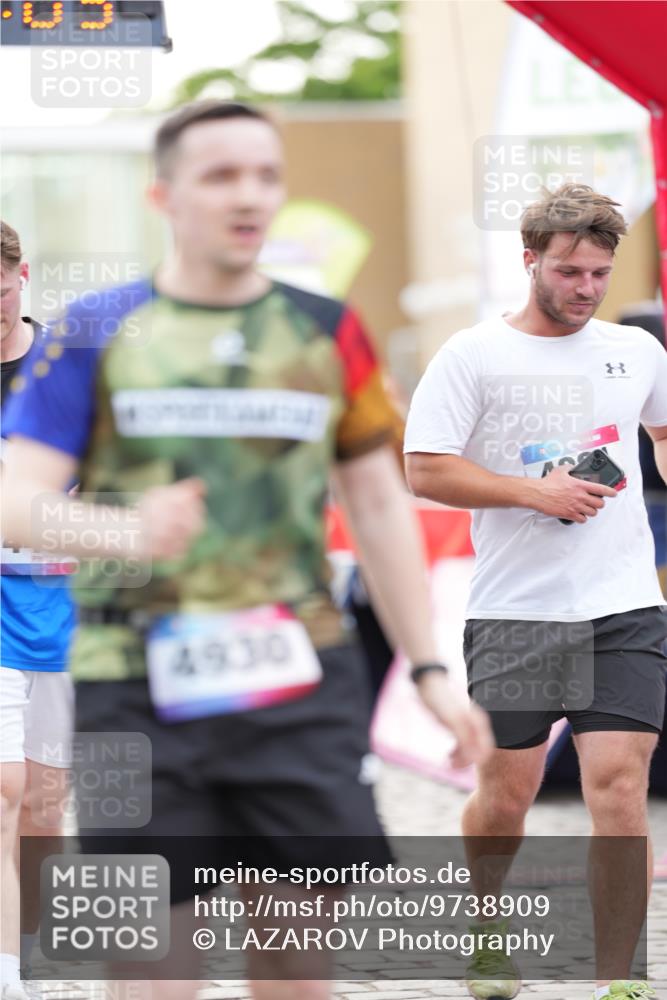 12.06.2026 - Holstenköstenlauf LAZAROV Photography http://msf.ph/oto/9738909 12.06.2026 19:54:08 Laufen 3187, 3200, 4460, 4881, 4930 meine-sportfotos.de