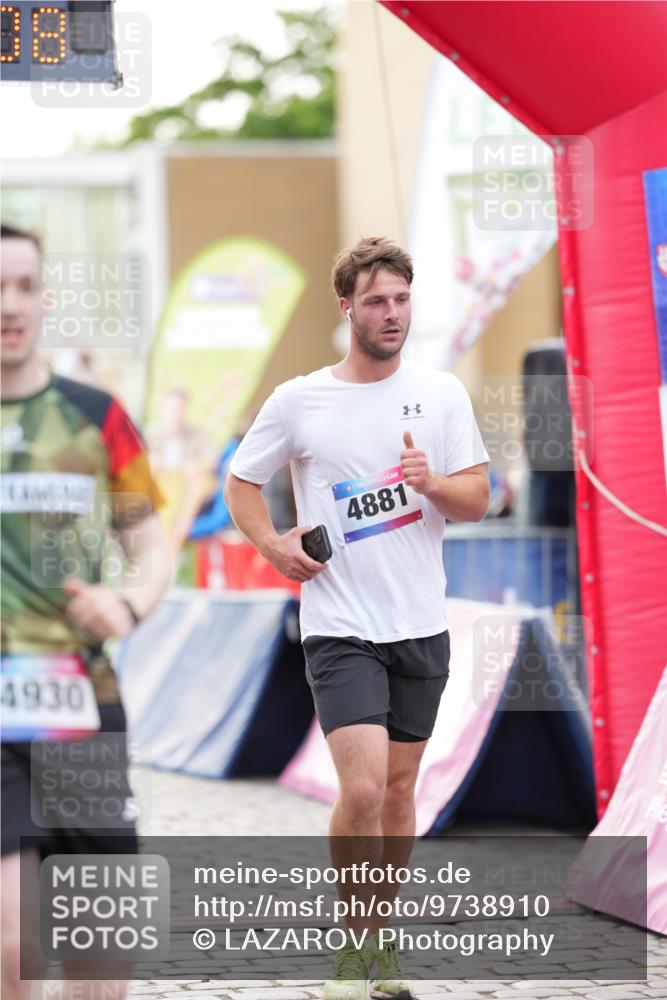 12.06.2026 - Holstenköstenlauf LAZAROV Photography http://msf.ph/oto/9738910 12.06.2026 19:54:07 Laufen 3200, 3918, 4460, 4881, 4930 meine-sportfotos.de