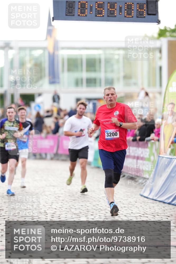 12.06.2026 - Holstenköstenlauf LAZAROV Photography http://msf.ph/oto/9738916 12.06.2026 19:54:03 Laufen 3084, 3200, 3918, 4460, 4881, 4930 meine-sportfotos.de