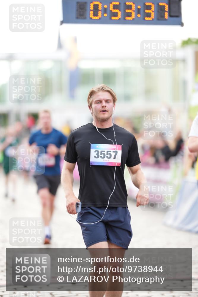 12.06.2026 - Holstenköstenlauf LAZAROV Photography http://msf.ph/oto/9738944 12.06.2026 19:53:36 Laufen 3117, 3147, 3186, 3206, 3434, 3557, 3615, 3834, 3973, 4173, 4184, 4225, 4625, 4869 meine-sportfotos.de