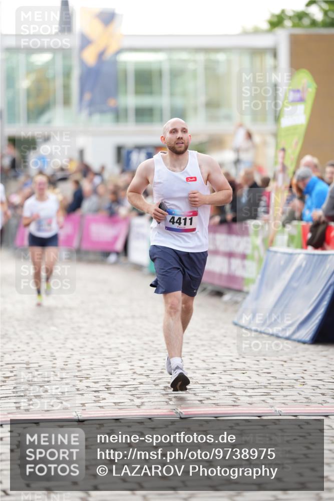 12.06.2026 - Holstenköstenlauf LAZAROV Photography http://msf.ph/oto/9738975 12.06.2026 19:53:14 Laufen 3095, 3215, 3573, 4178, 4187, 4411, 4865 meine-sportfotos.de