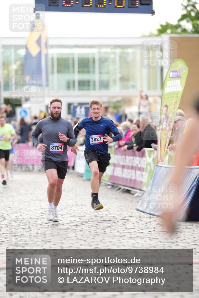 12.06.2026 - Holstenköstenlauf LAZAROV Photography http://msf.ph/oto/9738984 12.06.2026 19:53:06 Laufen 3095, 3215, 3349, 3449, 3595, 3827, 4417, 4865 meine-sportfotos.de