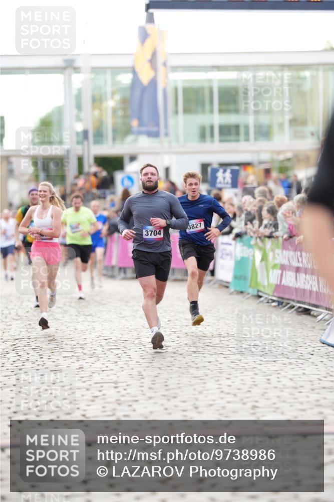12.06.2026 - Holstenköstenlauf LAZAROV Photography http://msf.ph/oto/9738986 12.06.2026 19:53:05 Laufen 3215, 3349, 3449, 3595, 3827, 4417, 4430, 4865 meine-sportfotos.de