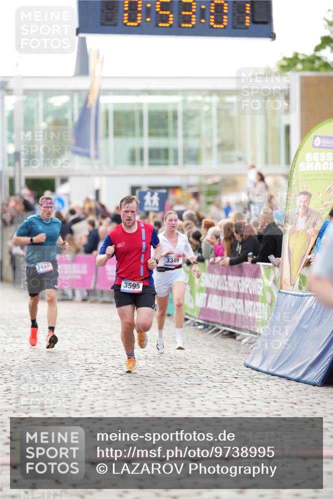 12.06.2026 - Holstenköstenlauf LAZAROV Photography http://msf.ph/oto/9738995 12.06.2026 19:53:00 Laufen 3348, 3349, 3449, 3595, 4417, 4430 meine-sportfotos.de