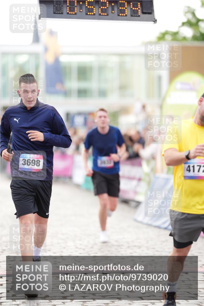 12.06.2026 - Holstenköstenlauf LAZAROV Photography http://msf.ph/oto/9739020 12.06.2026 19:52:33 Laufen 3698, 3932, 4172, 4378, 4469 meine-sportfotos.de