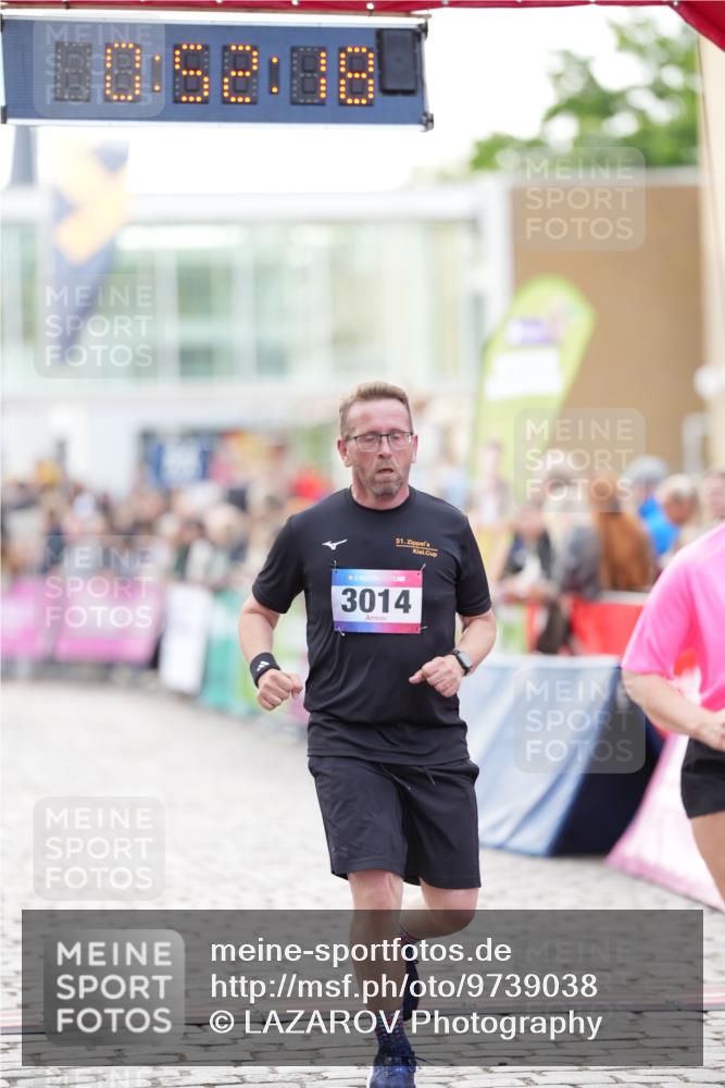 12.06.2026 - Holstenköstenlauf LAZAROV Photography http://msf.ph/oto/9739038 12.06.2026 19:52:18 Laufen 3014, 3456, 4356 meine-sportfotos.de