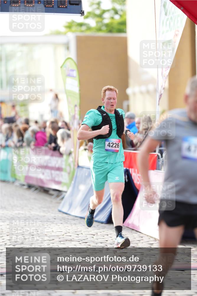 12.06.2026 - Holstenköstenlauf LAZAROV Photography http://msf.ph/oto/9739133 12.06.2026 19:50:38 Laufen 3416, 3430, 4226, 4518, 4685, 4798 meine-sportfotos.de