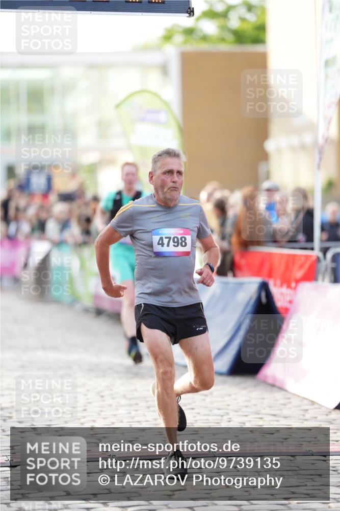 12.06.2026 - Holstenköstenlauf LAZAROV Photography http://msf.ph/oto/9739135 12.06.2026 19:50:37 Laufen 3416, 3430, 4226, 4266, 4518, 4684, 4685, 4798 meine-sportfotos.de