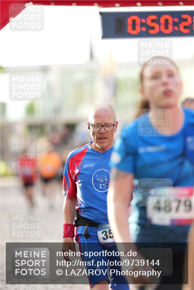 12.06.2026 - Holstenköstenlauf LAZAROV Photography http://msf.ph/oto/9739144 12.06.2026 19:50:25 Laufen 3027, 3112, 3524, 3946, 4248, 4418, 4437, 4719, 4879 meine-sportfotos.de