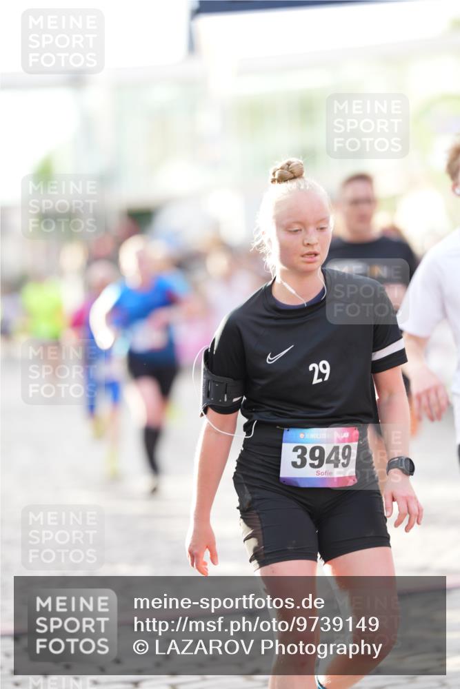 12.06.2026 - Holstenköstenlauf LAZAROV Photography http://msf.ph/oto/9739149 12.06.2026 19:50:21 Laufen 3107, 3112, 3223, 3524, 3946, 3949, 4248, 4418, 4437, 4719, 4879 meine-sportfotos.de