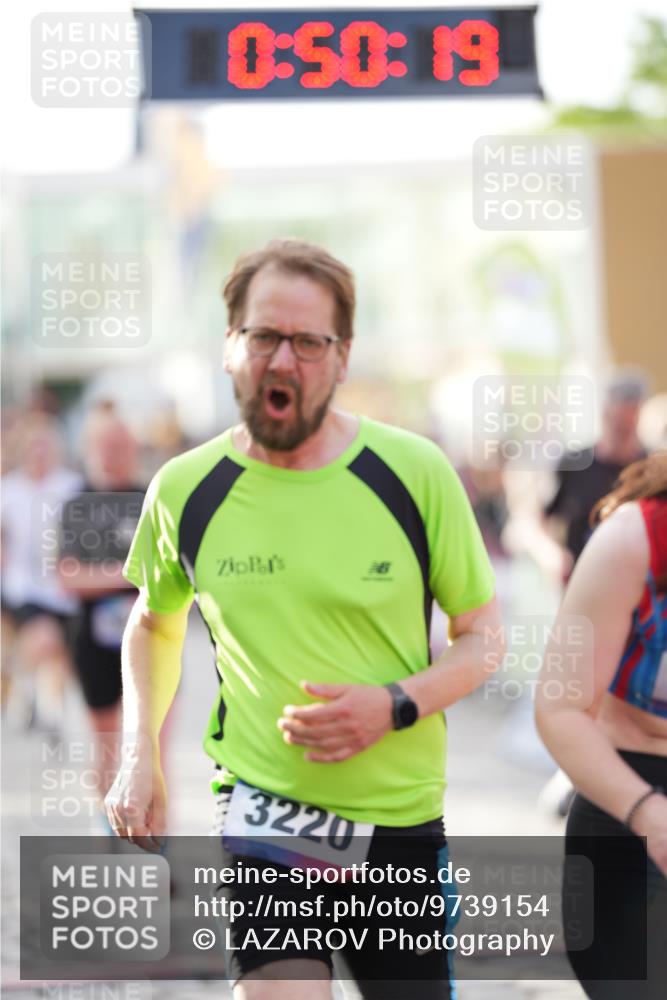 12.06.2026 - Holstenköstenlauf LAZAROV Photography http://msf.ph/oto/9739154 12.06.2026 19:50:18 Laufen 3107, 3112, 3223, 3839, 3946, 3949, 4248, 4719 meine-sportfotos.de