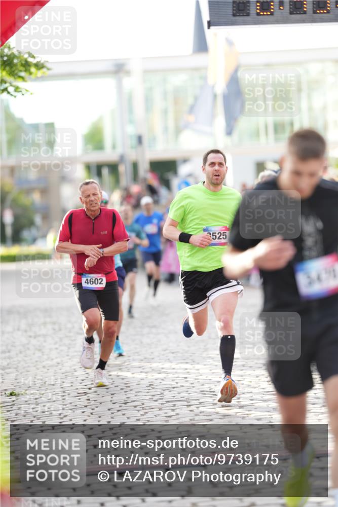 12.06.2026 - Holstenköstenlauf LAZAROV Photography http://msf.ph/oto/9739175 12.06.2026 19:49:57 Laufen 3151, 3343, 3470, 3525, 3754, 4514, 4536, 4576, 4602, 4628 meine-sportfotos.de