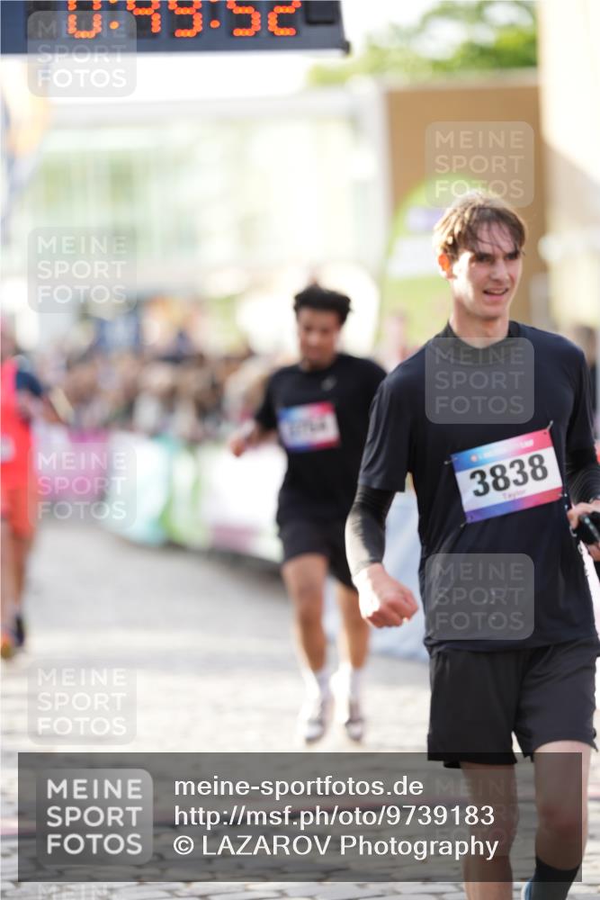 12.06.2026 - Holstenköstenlauf LAZAROV Photography http://msf.ph/oto/9739183 12.06.2026 19:49:51 Laufen 3754, 3838, 3888, 4514, 4536, 4576, 4661 meine-sportfotos.de